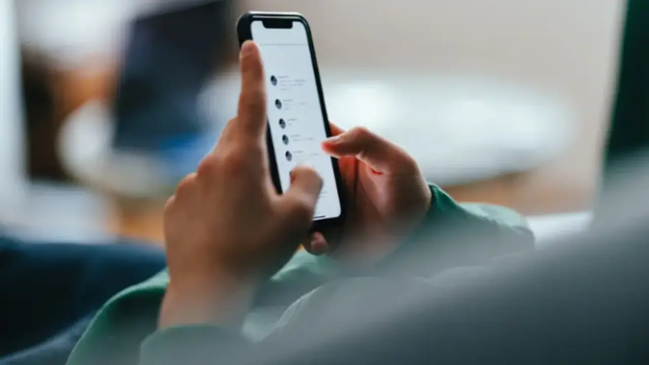 كيف تتخلص من إدمان تصفح الهاتف عبر 5 نصائح عملية وفعالة؟